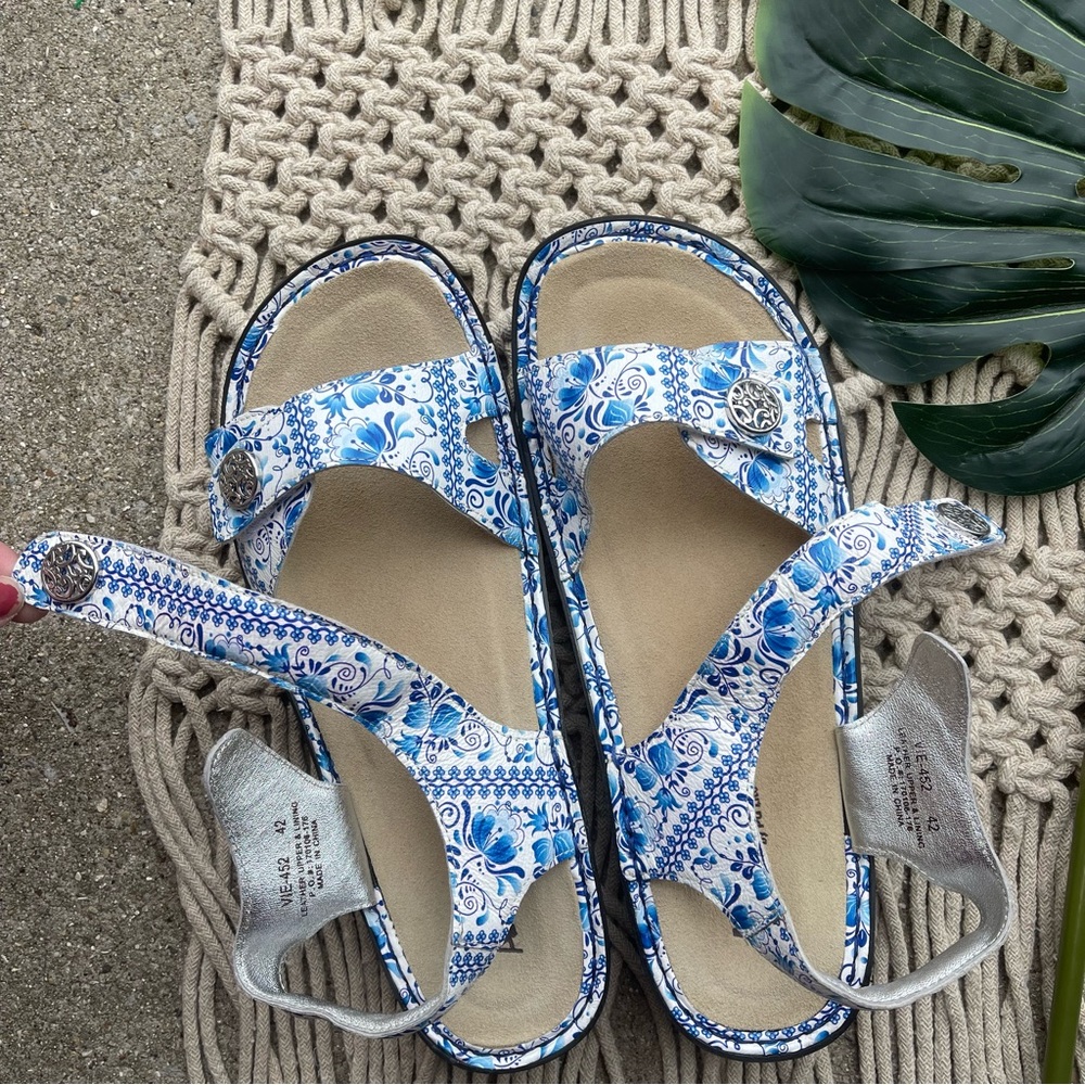Alegria Sandals Size 42 - Picture 10 of 12